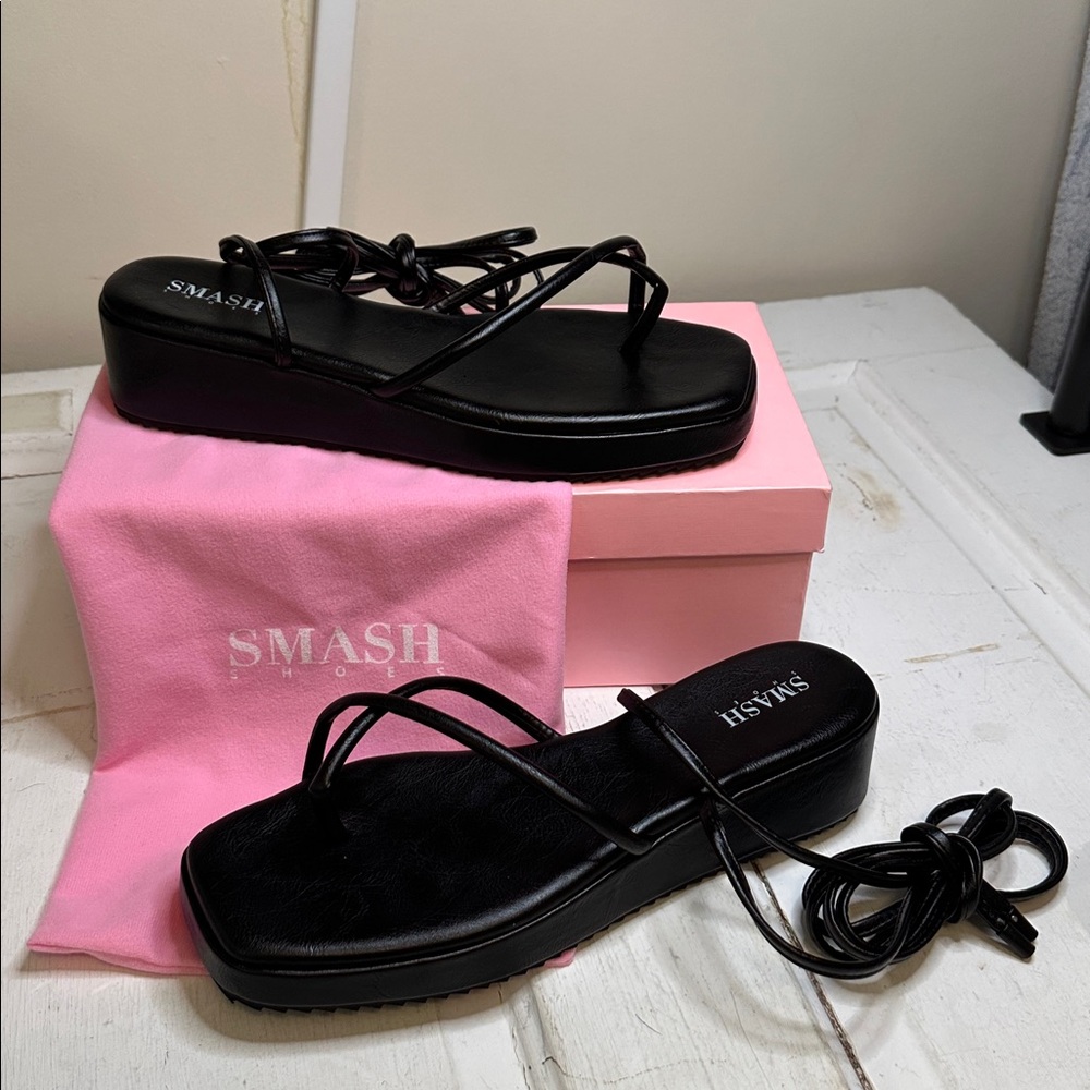 Smash Black Strappy Platform Sandals